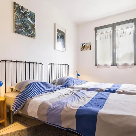 Maison Spacieuse Avec Jardin, Ping-pong, Wifi, Et Equipements Bebe - Malville, France - Fr-1-306-1153 *